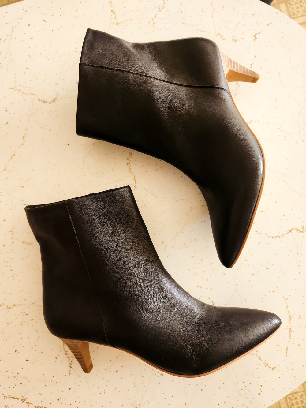 Dolce Vita Black Leather Pointed Toe Ankle Booties Women's Size 6.5 Stacked Heel